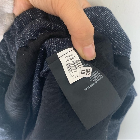 Club Monaco Navy Blue Speckled Wool Silk Blend Tapered Jogger Trousers - Picture 10 of 10